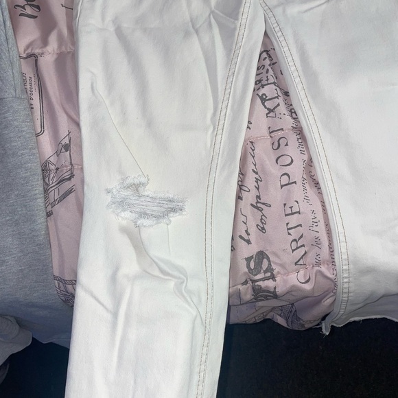 Straight leg off white (color! not brand) jeans - Picture 2 of 4